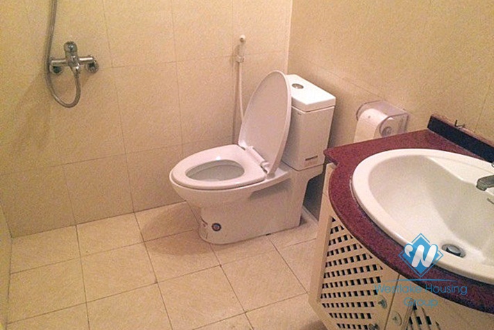 Unfurnished house for rent in Xuan Dieu street, Hanoi